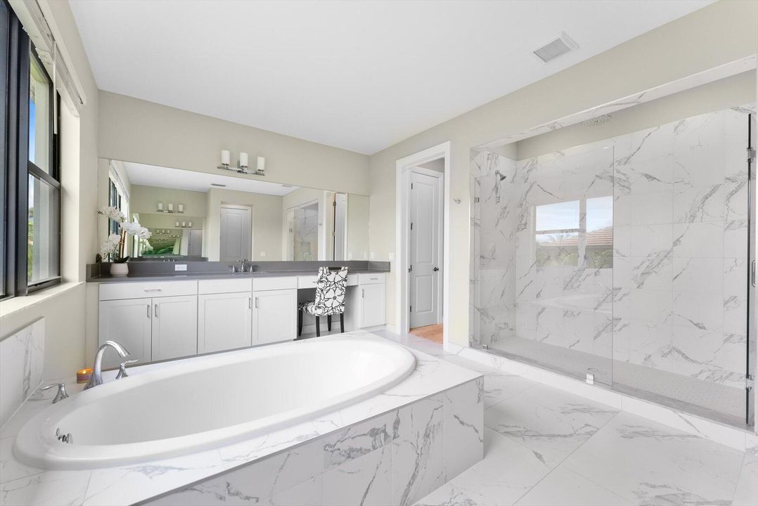 Activo con contrato: $1,777,000 (7 camas, 5 baños, 5369 Pies cuadrados)