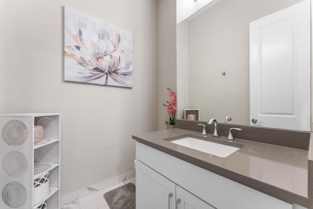 Activo con contrato: $1,777,000 (7 camas, 5 baños, 5369 Pies cuadrados)