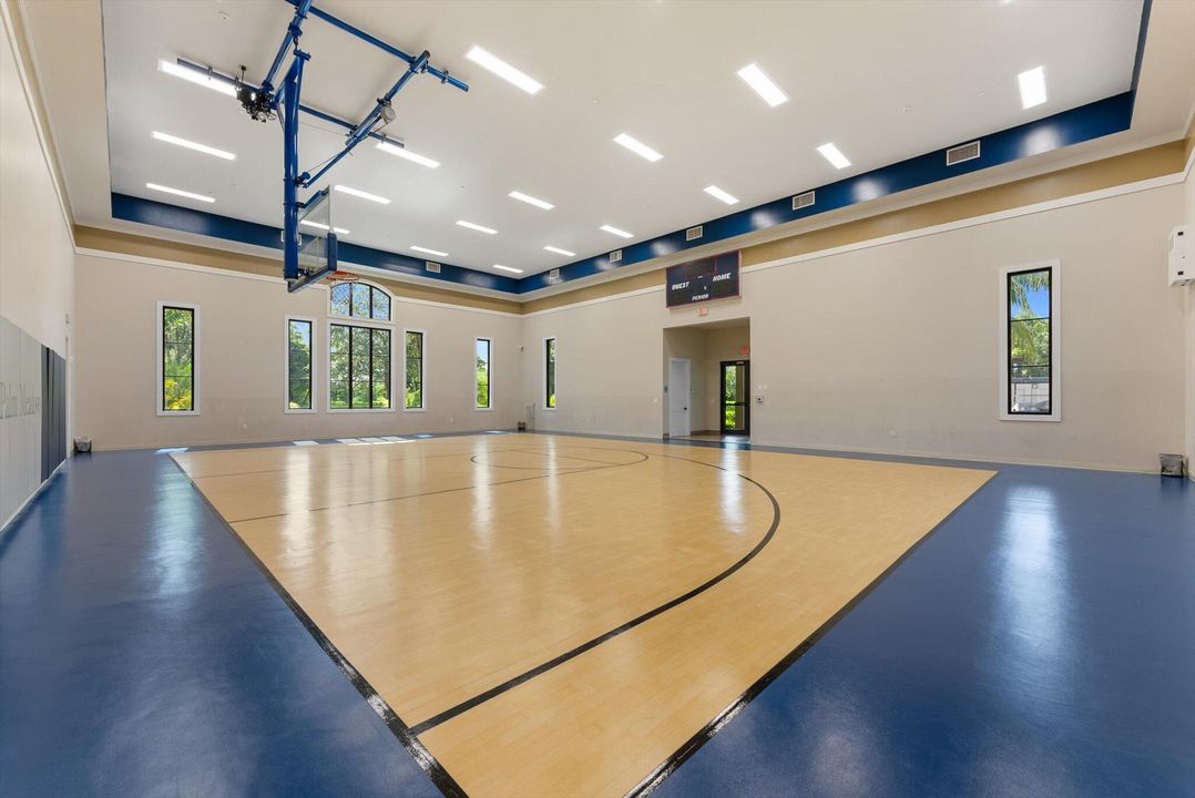 Activo con contrato: $1,777,000 (7 camas, 5 baños, 5369 Pies cuadrados)