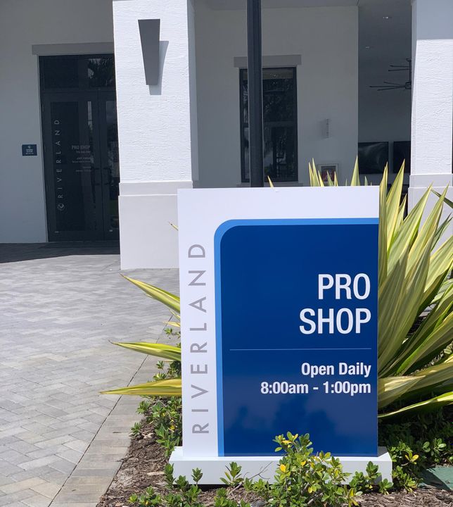 待售: $777,000 (3 贝兹, 2 浴室, 2580 平方英尺)