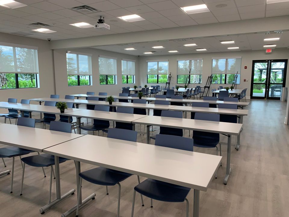 待售: $777,000 (3 贝兹, 2 浴室, 2580 平方英尺)