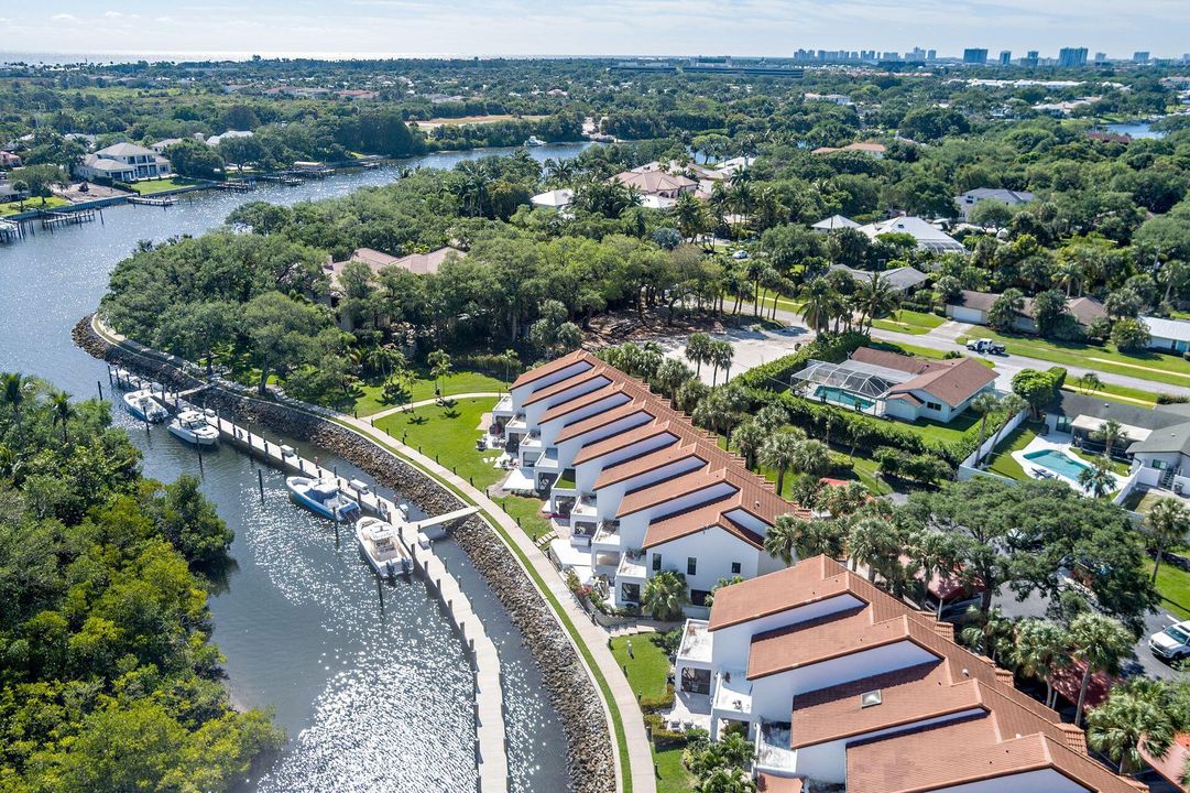 En Venta: $1,100,000 (3 camas, 3 baños, 1514 Pies cuadrados)