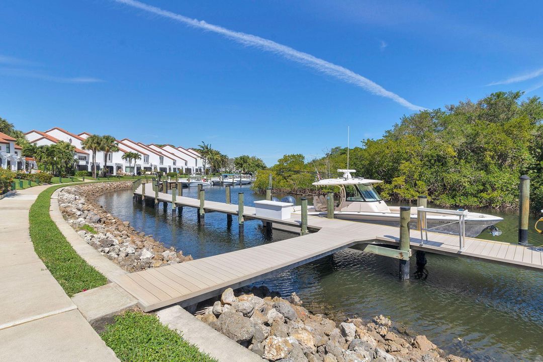 En Venta: $1,100,000 (3 camas, 3 baños, 1514 Pies cuadrados)