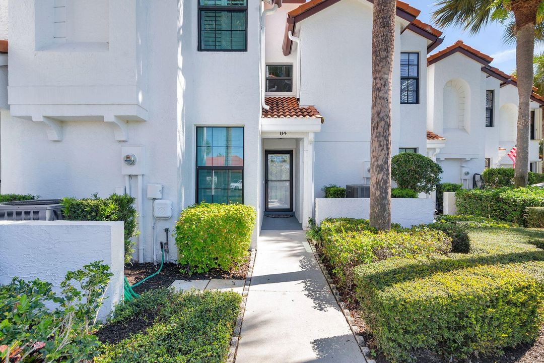 En Venta: $1,100,000 (3 camas, 3 baños, 1514 Pies cuadrados)