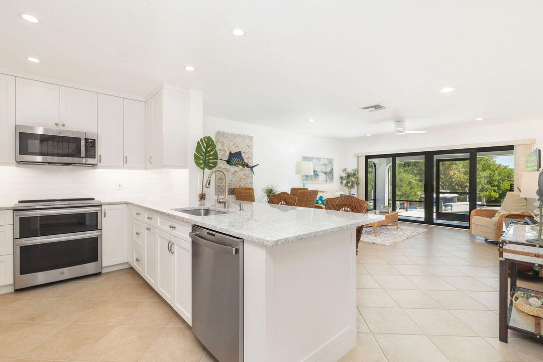 En Venta: $1,100,000 (3 camas, 3 baños, 1514 Pies cuadrados)