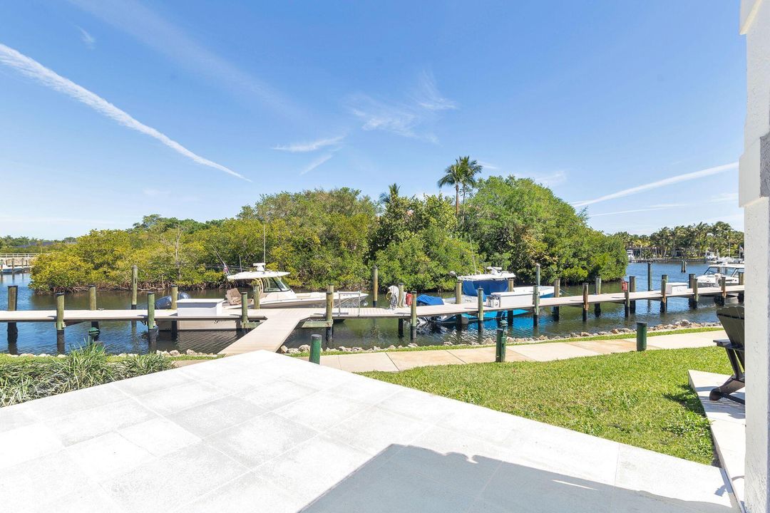 En Venta: $1,100,000 (3 camas, 3 baños, 1514 Pies cuadrados)