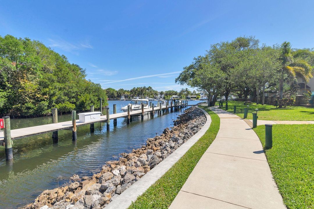 En Venta: $1,100,000 (3 camas, 3 baños, 1514 Pies cuadrados)