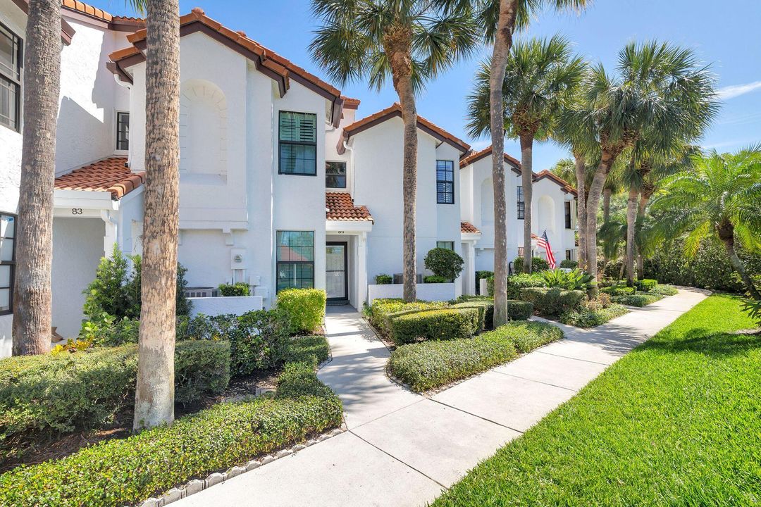 En Venta: $1,100,000 (3 camas, 3 baños, 1514 Pies cuadrados)