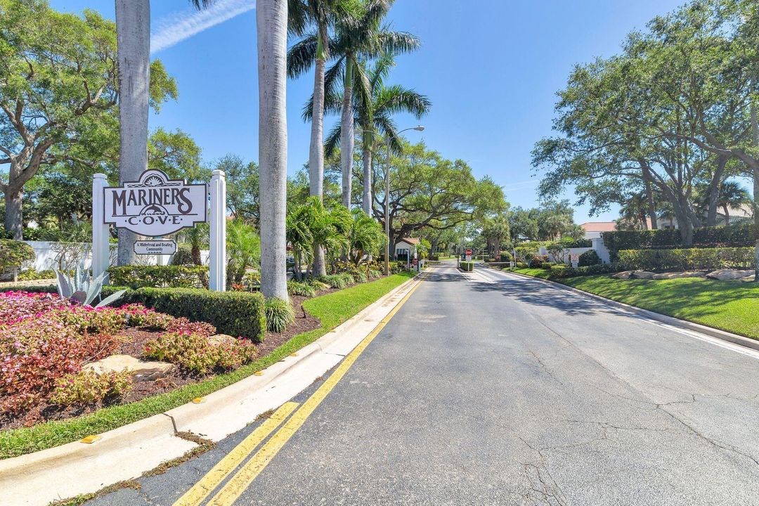 En Venta: $1,100,000 (3 camas, 3 baños, 1514 Pies cuadrados)