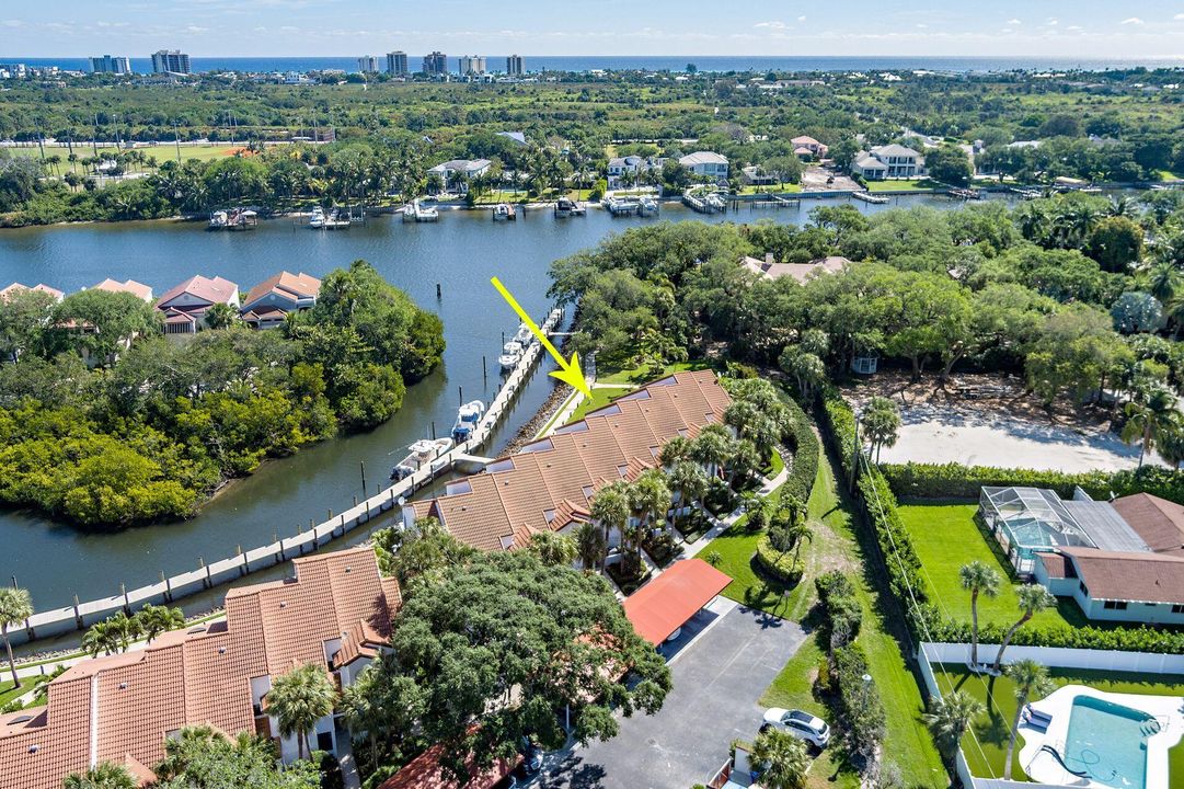 En Venta: $1,100,000 (3 camas, 3 baños, 1514 Pies cuadrados)