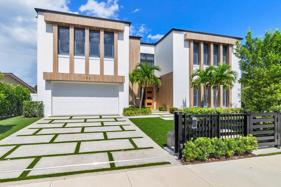 Activo con contrato: $4,495,000 (4 camas, 4 baños, 4016 Pies cuadrados)