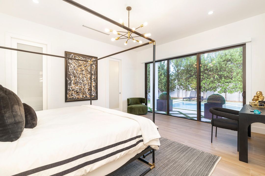 Activo con contrato: $4,495,000 (4 camas, 4 baños, 4016 Pies cuadrados)