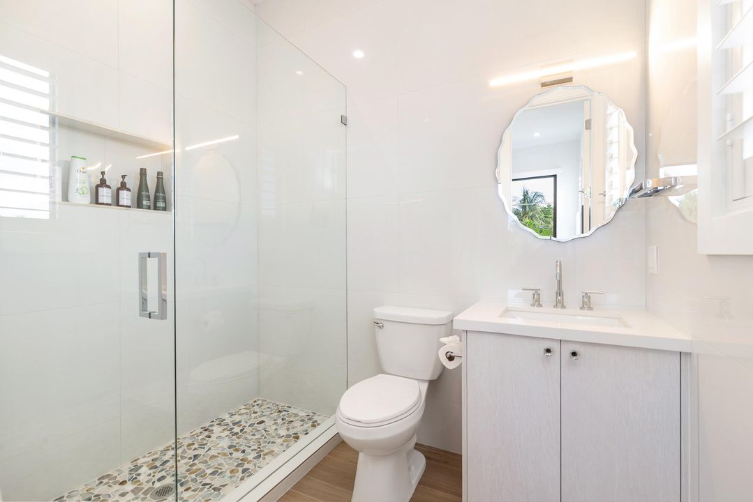 Activo con contrato: $4,495,000 (4 camas, 4 baños, 4016 Pies cuadrados)