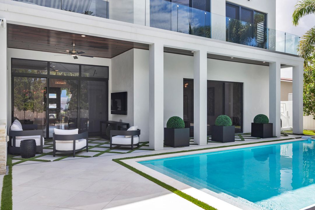 Activo con contrato: $4,495,000 (4 camas, 4 baños, 4016 Pies cuadrados)