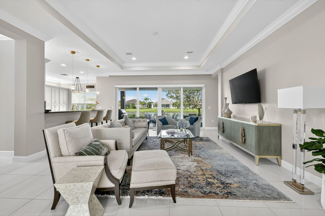 待售: $777,000 (3 贝兹, 2 浴室, 2580 平方英尺)