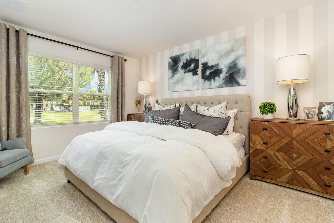 For Sale: $339,990 (4 beds, 2 baths, 1828 Square Feet)