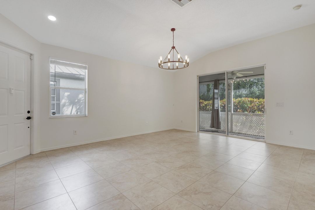 Active With Contract: $449,000 (3 beds, 2 baths, 1386 Square Feet)