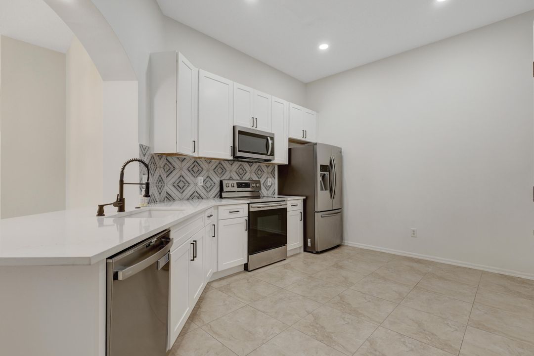 Active With Contract: $449,000 (3 beds, 2 baths, 1386 Square Feet)