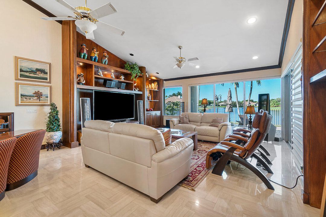 For Rent: $12,500 (5 beds, 4 baths, 4844 Square Feet)