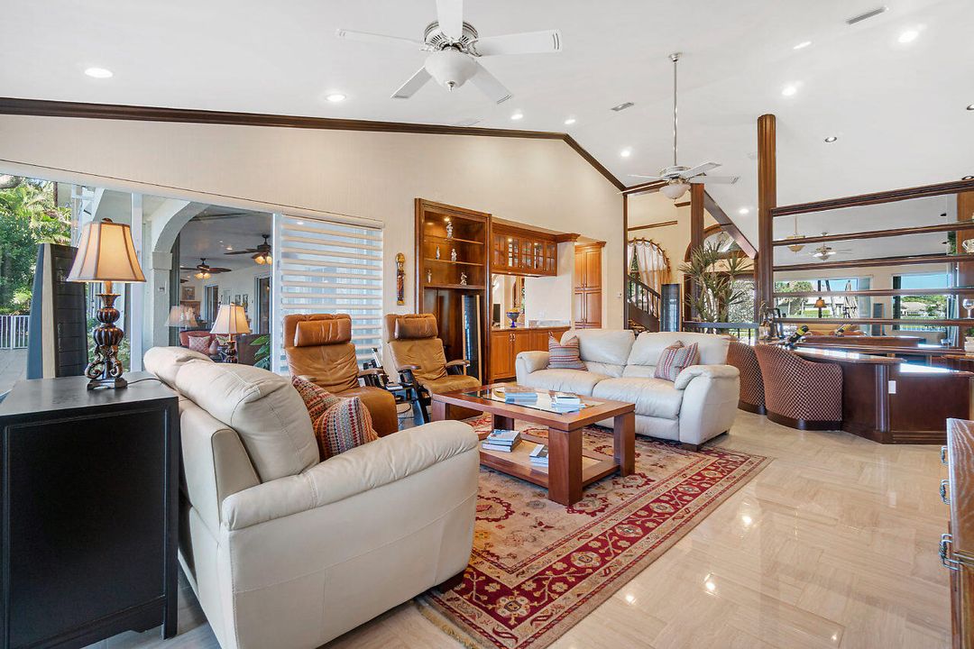 For Rent: $12,500 (5 beds, 4 baths, 4844 Square Feet)