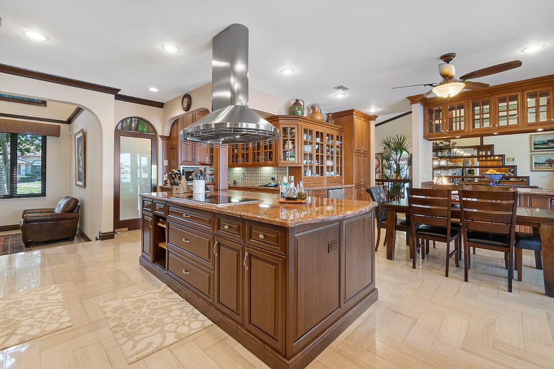 For Rent: $12,500 (5 beds, 4 baths, 4844 Square Feet)