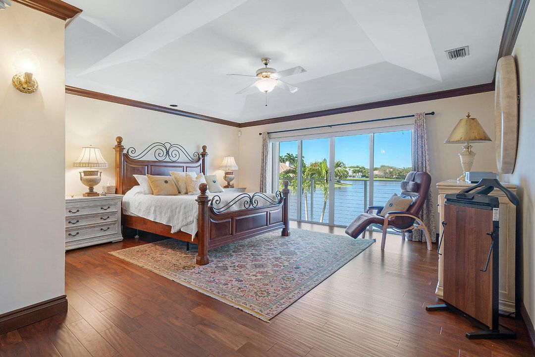 For Rent: $12,500 (5 beds, 4 baths, 4844 Square Feet)