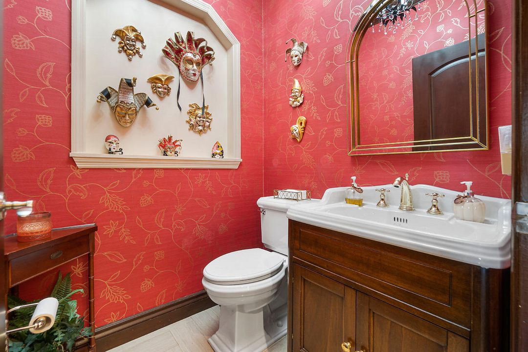 For Rent: $12,500 (5 beds, 4 baths, 4844 Square Feet)