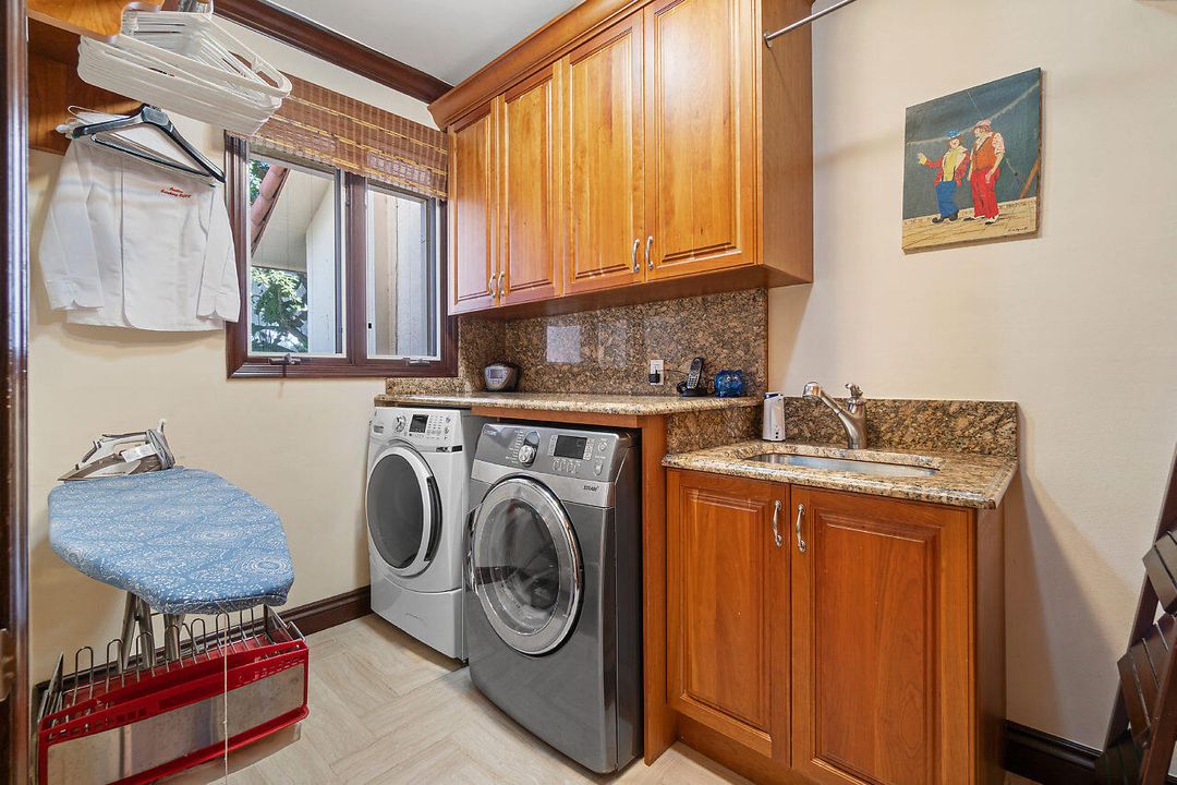 For Rent: $12,500 (5 beds, 4 baths, 4844 Square Feet)