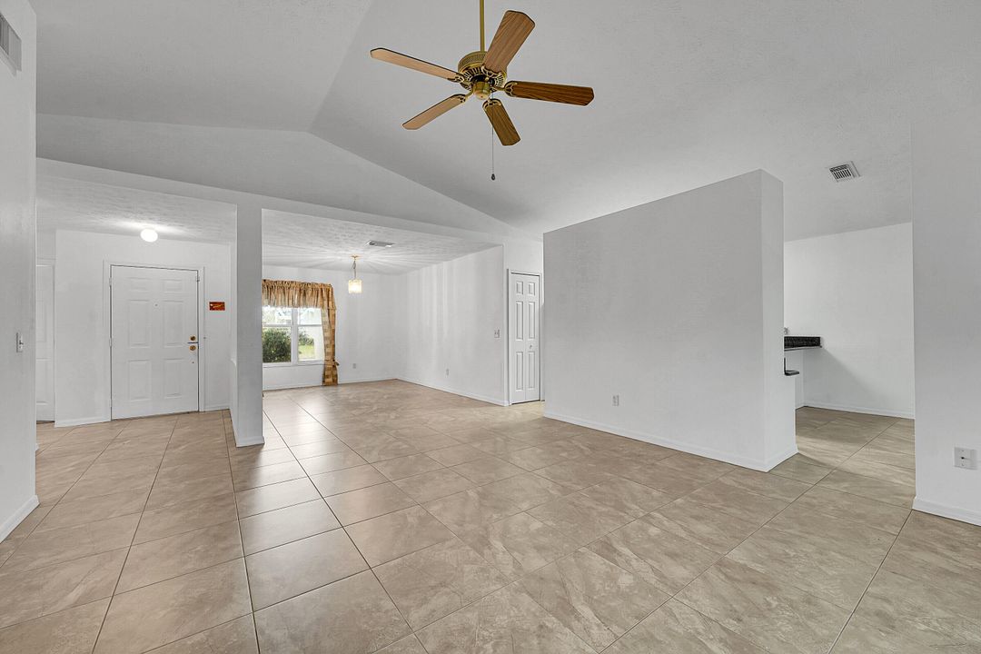 En Venta: $147,000 (2 camas, 2 baños, 1530 Pies cuadrados)