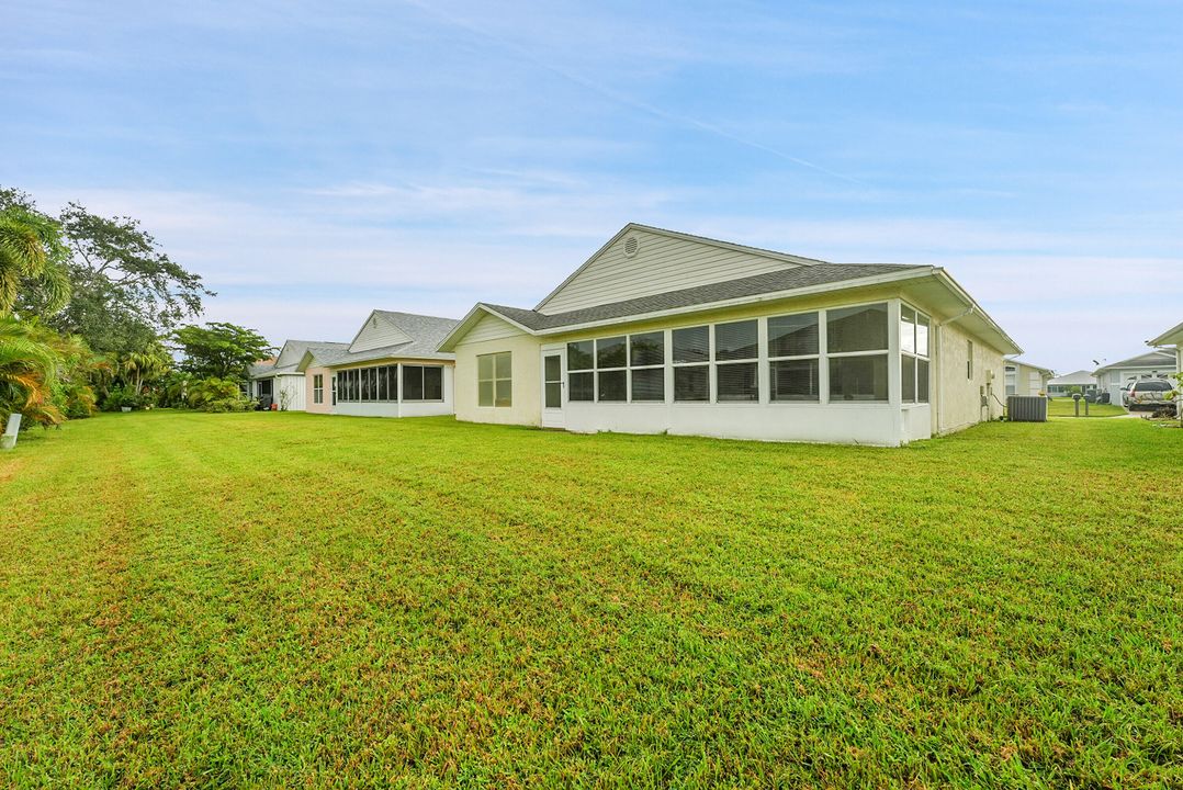 En Venta: $147,000 (2 camas, 2 baños, 1530 Pies cuadrados)