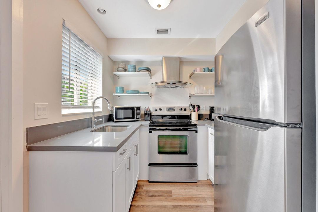 Activo con contrato: $2,075 (1 camas, 1 baños, 800 Pies cuadrados)