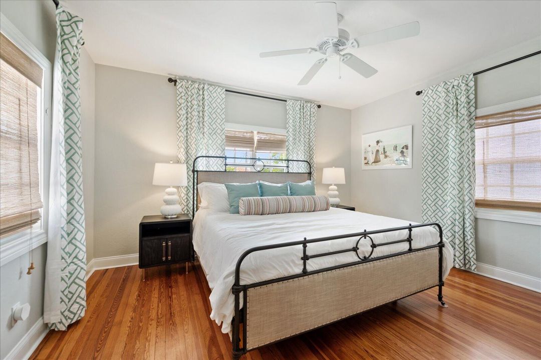 В аренду: $21,900 (5 спален, 3 ванн, 2782 Квадратных фут)