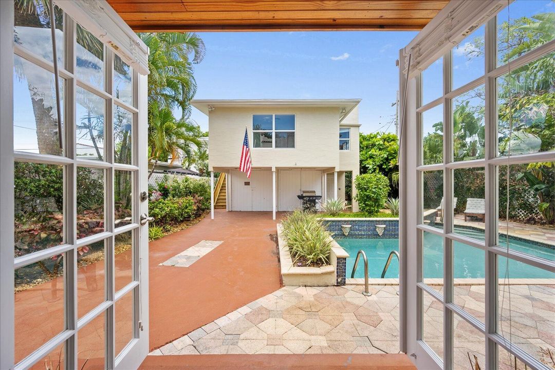 В аренду: $21,900 (5 спален, 3 ванн, 2782 Квадратных фут)