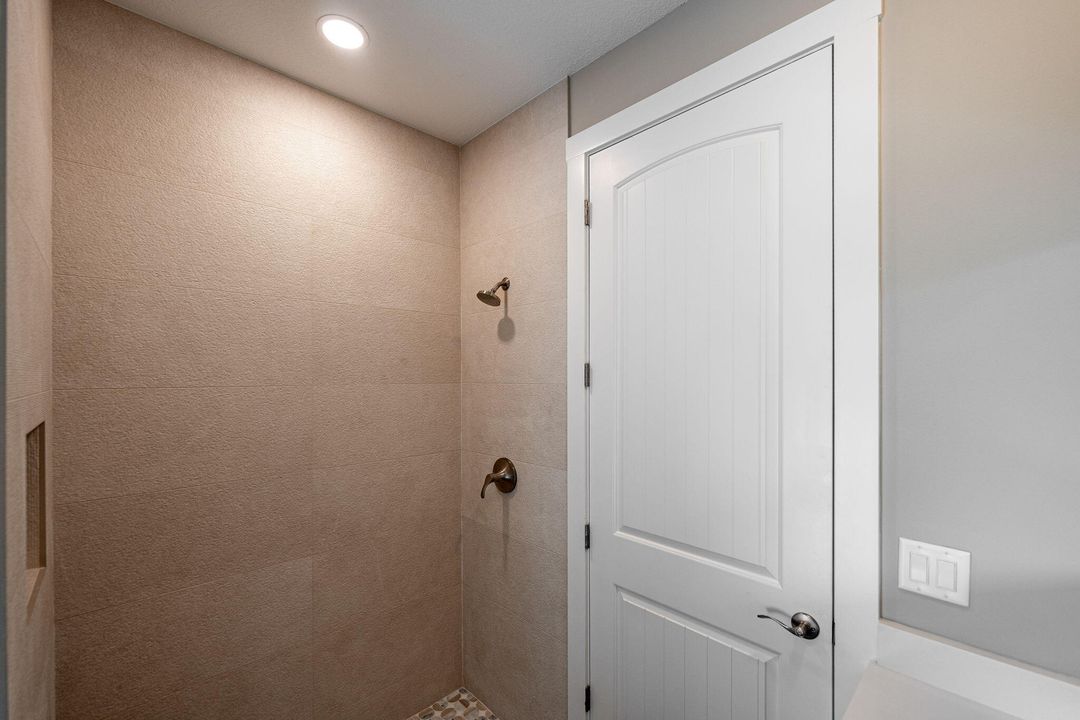 待售: $625,000 (3 贝兹, 3 浴室, 2149 平方英尺)