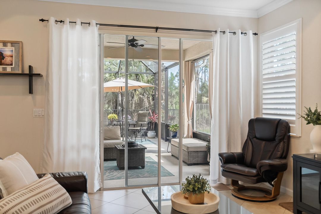 Под контрактом: $499,900 (3 спален, 2 ванн, 1774 Квадратных фут)