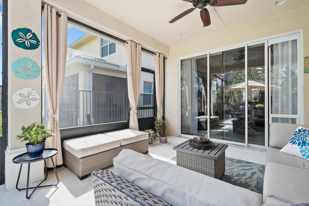 Под контрактом: $499,900 (3 спален, 2 ванн, 1774 Квадратных фут)