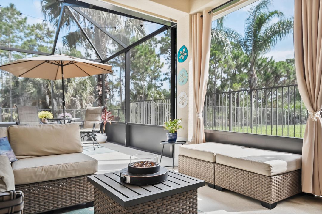 Под контрактом: $499,900 (3 спален, 2 ванн, 1774 Квадратных фут)