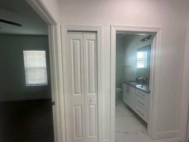 出租: $3,300 (4 贝兹, 3 浴室, 2236 平方英尺)