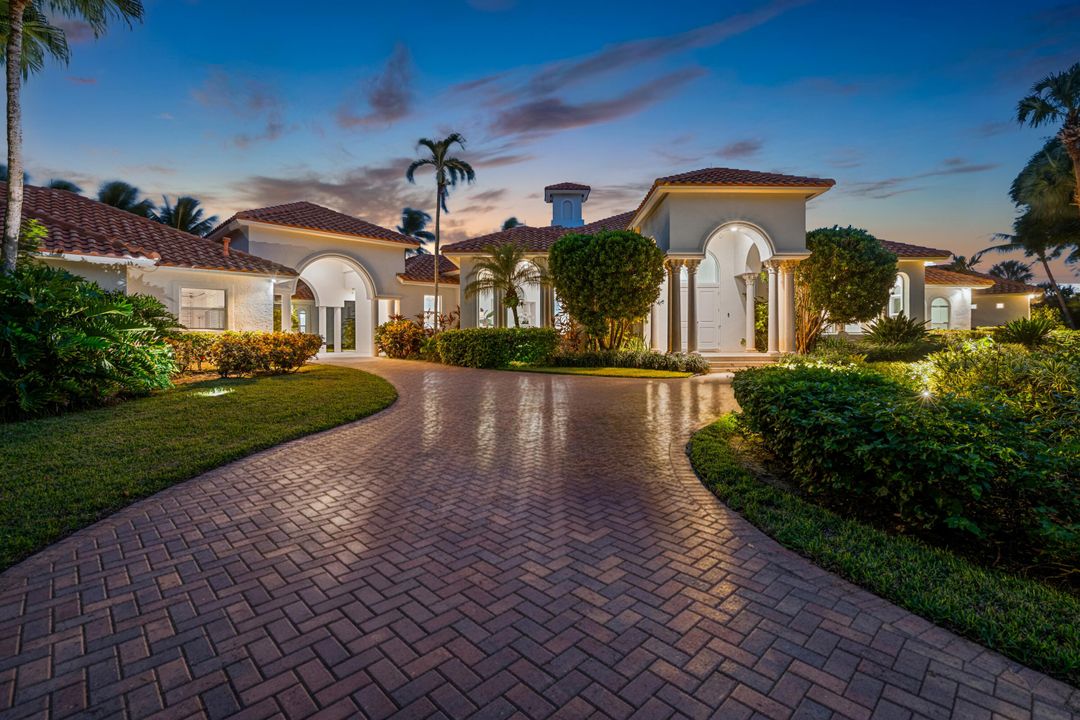 待售: $10,750,000 (5 贝兹, 5 浴室, 6298 平方英尺)