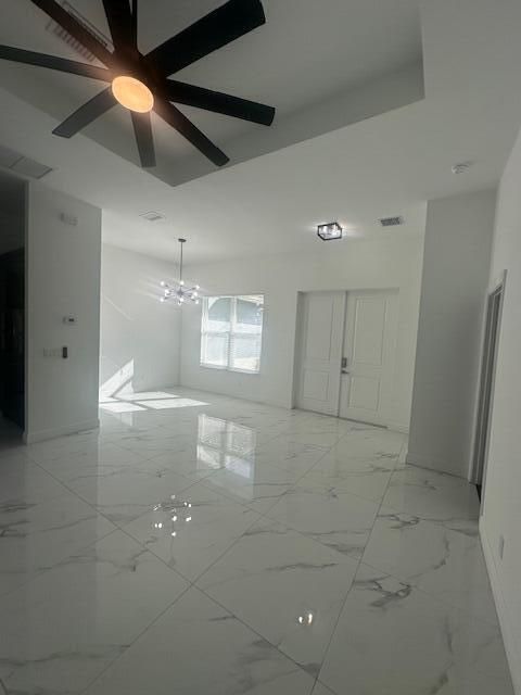 出租: $3,300 (4 贝兹, 3 浴室, 2236 平方英尺)