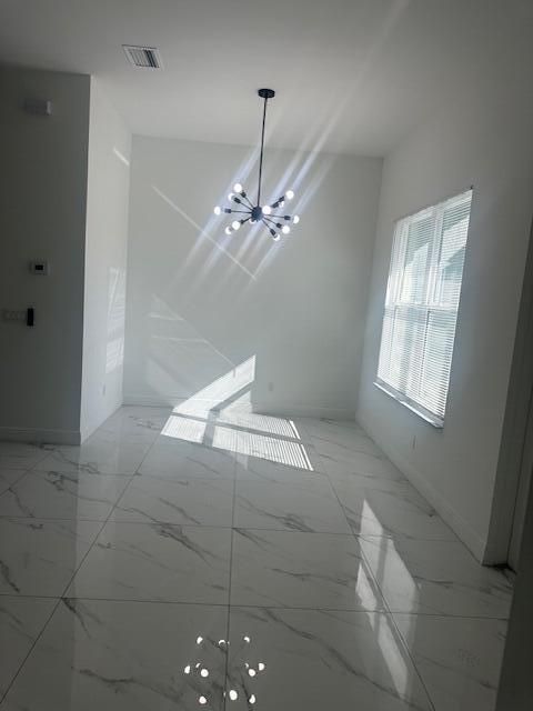 出租: $3,300 (4 贝兹, 3 浴室, 2236 平方英尺)