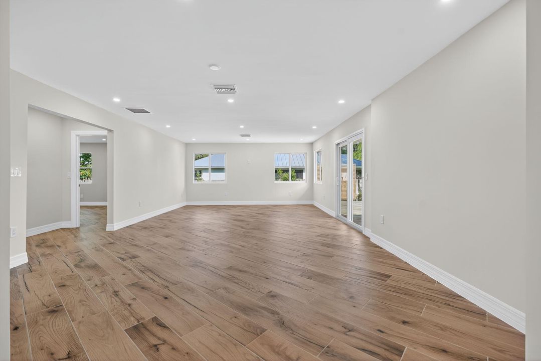 На продажу: $799,000 (3 спален, 3 ванн, 2150 Квадратных фут)