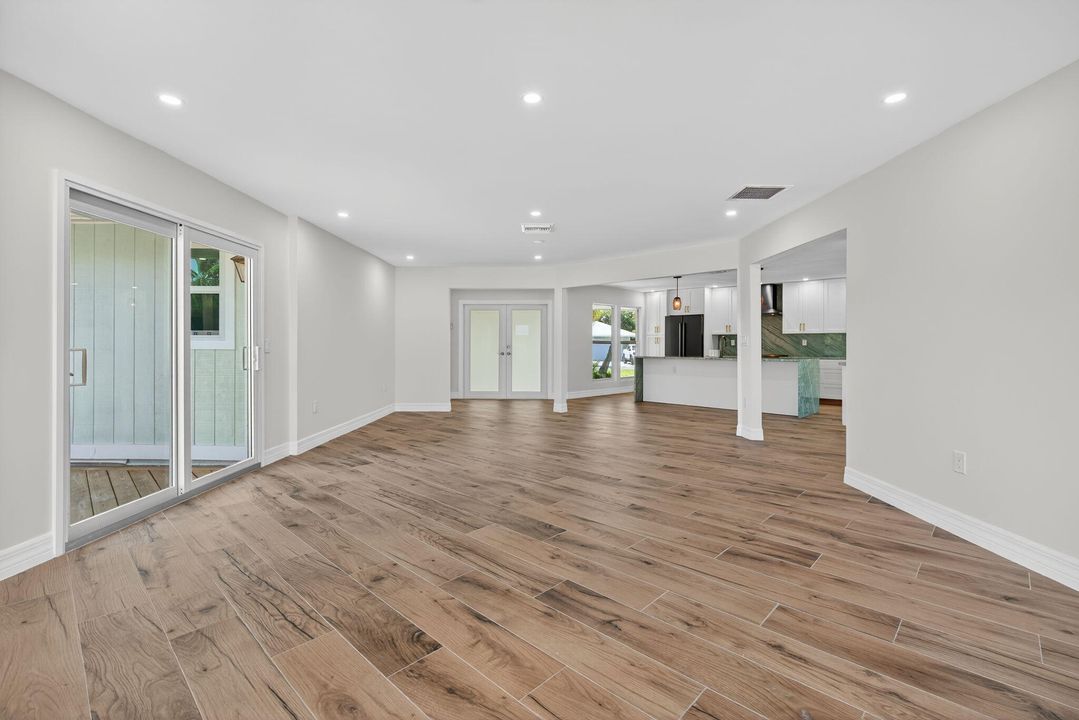 На продажу: $799,000 (3 спален, 3 ванн, 2150 Квадратных фут)