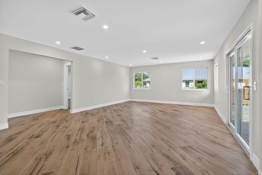 На продажу: $799,000 (3 спален, 3 ванн, 2150 Квадратных фут)