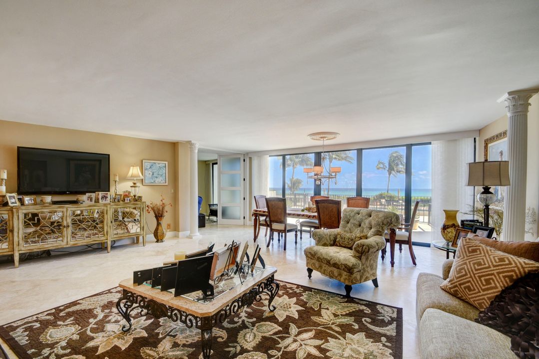 For Sale: $1,350,000 (2 beds, 2 baths, 1519 Square Feet)