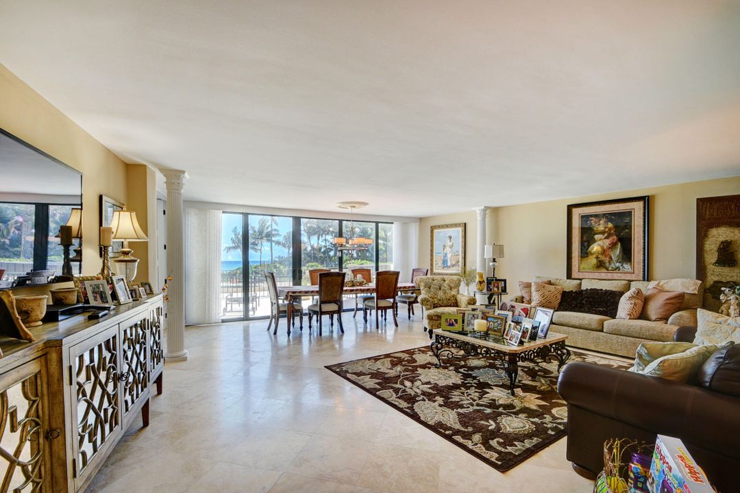 For Sale: $1,350,000 (2 beds, 2 baths, 1519 Square Feet)