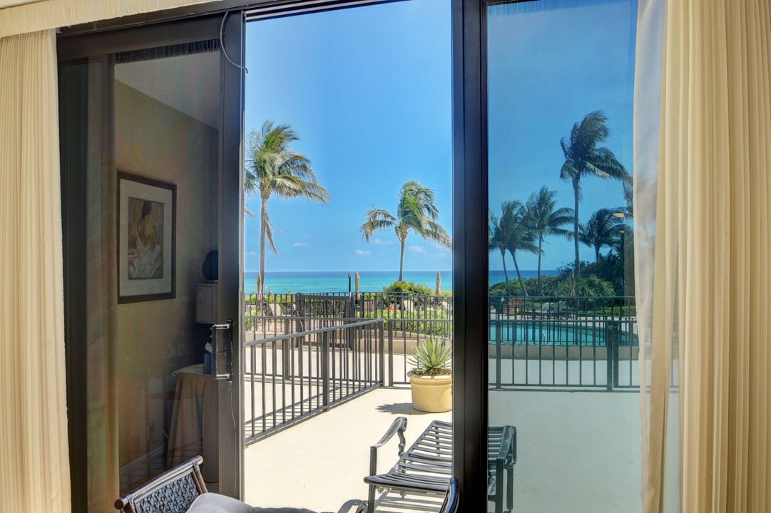 For Sale: $1,350,000 (2 beds, 2 baths, 1519 Square Feet)