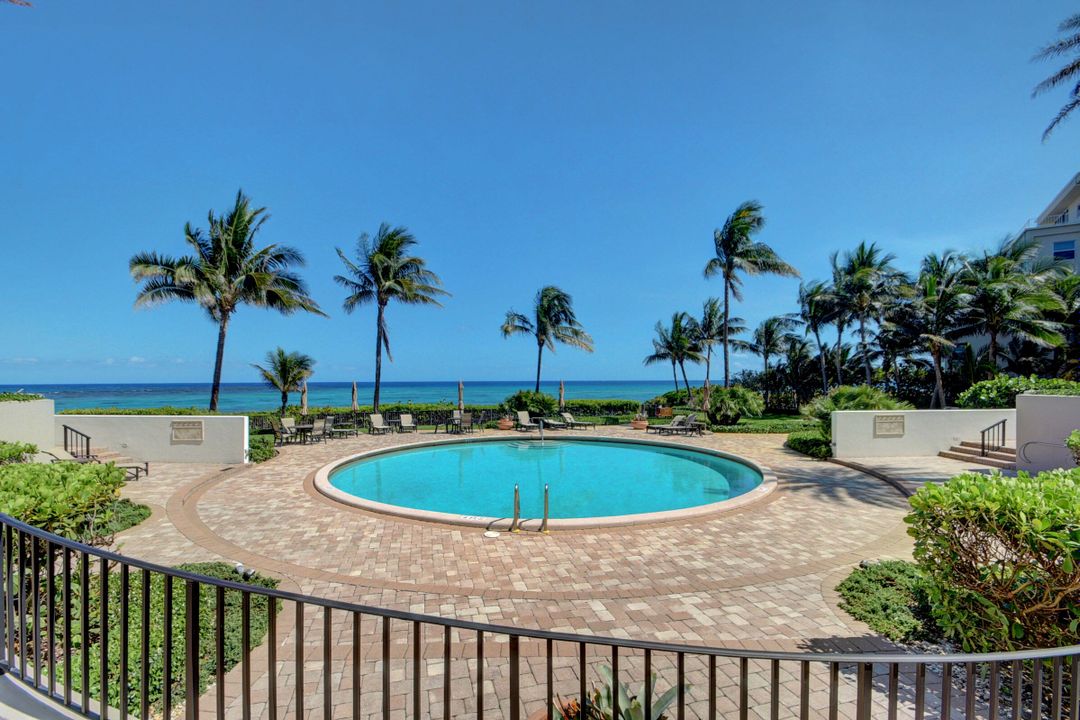 For Sale: $1,350,000 (2 beds, 2 baths, 1519 Square Feet)