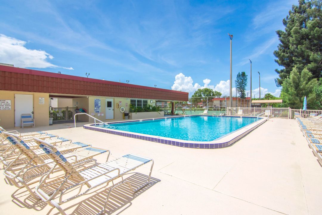 Activo con contrato: $195,000 (2 camas, 2 baños, 1000 Pies cuadrados)