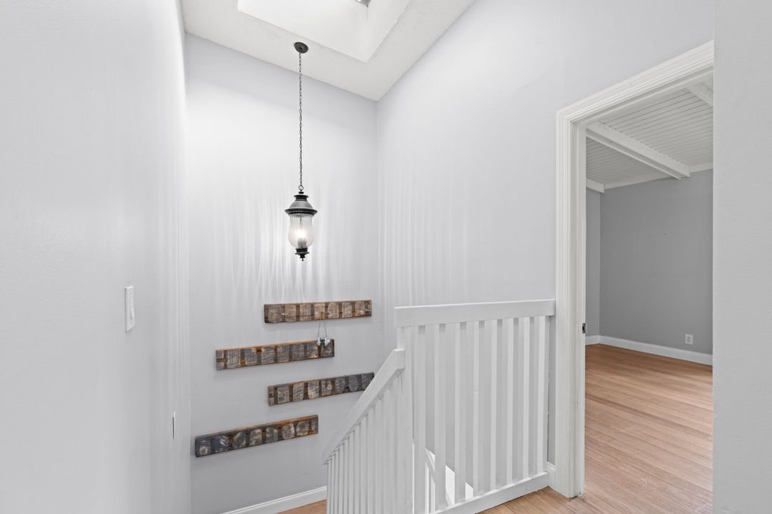 Active With Contract: $350,000 (3 beds, 2 baths, 1318 Square Feet)